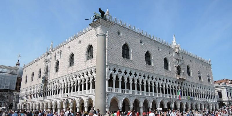 Doge’s Palace (Palazzo Ducale)